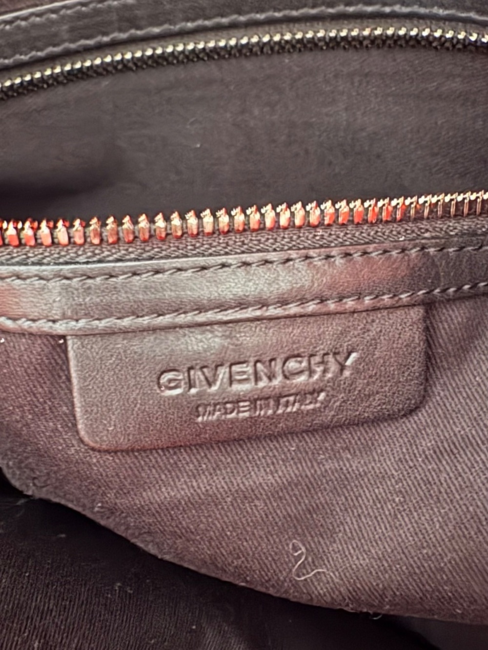 Givenchy tote - Picture 8 of 9